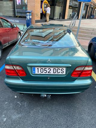 Mercedes-Benz  CLK 2001