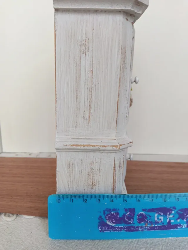 Miniatura credenza Dora Kuhn