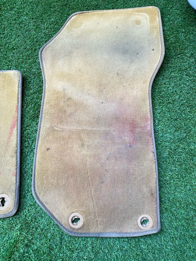 Tappetini in tessuto beige e marrone E36