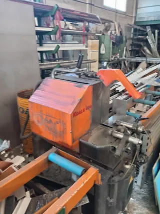 Maquinaria Carpintería Metálica