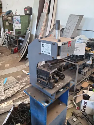 Maquinaria Carpintería Metálica