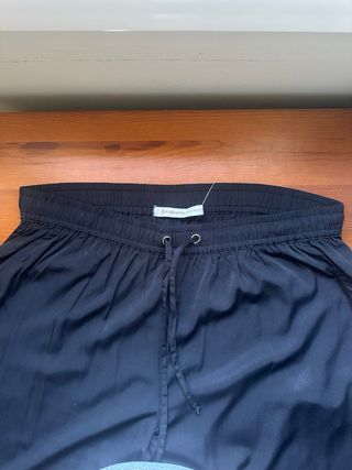 Pantalón negro Stradiarius Talla M