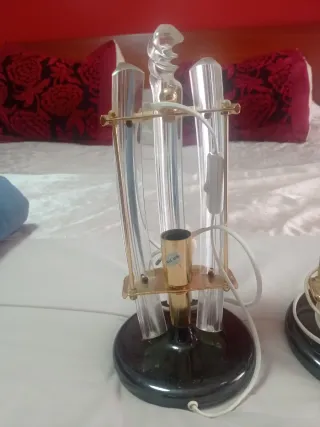 Lámparas de mesita de noche doradas