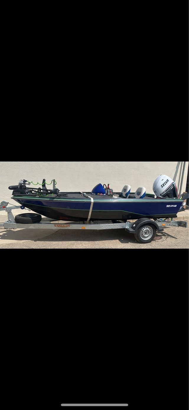 Bass Boat  barca pesca