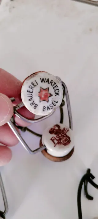 Tappi ceramica antichi per bottiglie