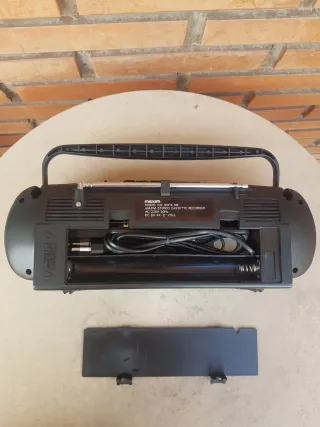 Radio Casete Maxim AM/FM Estéreo Negra