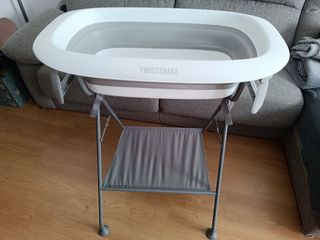 Bañera plegable Twistshake con soporte. SEMINUEVA.