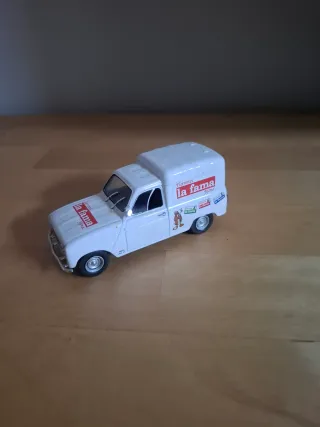 Furgoneta coleccionismo La Fama