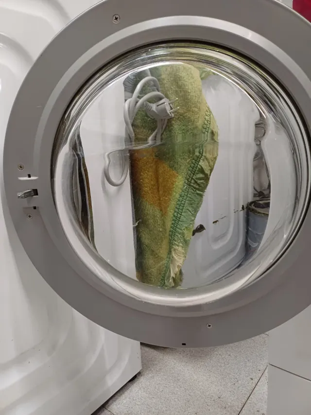 LAVADORA LG 8KG DIRECT DRIVE A+++ SEGUNDAMANO