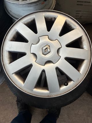 Llanta 16 Renault 5 tornillos