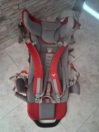 Mochila portabebés Vaude Rojo