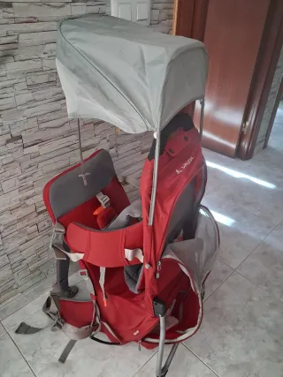 Mochila portabebés Vaude Rojo