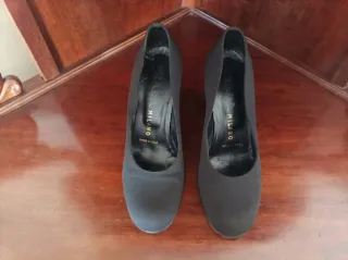 Scarpe donna Prada nere