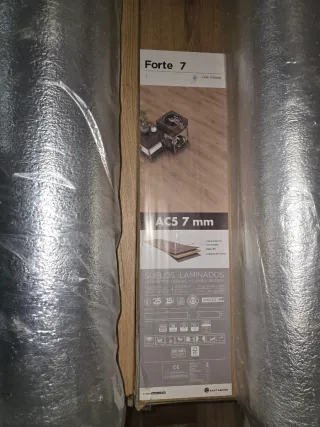 Suelo laminado Forte 7mm AC5 Oak Nature