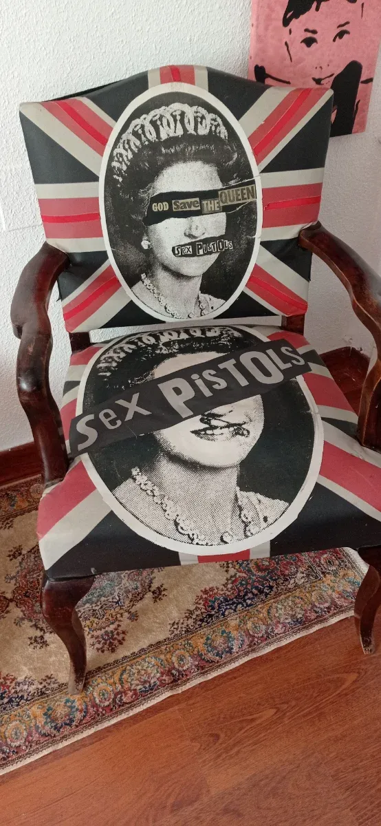 Auténtica silla estilo victoriano tapizada a mano