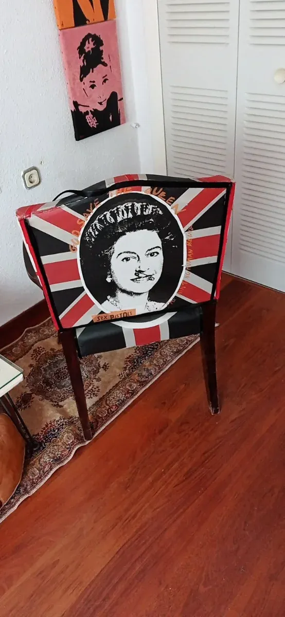 Auténtica silla estilo victoriano tapizada a mano