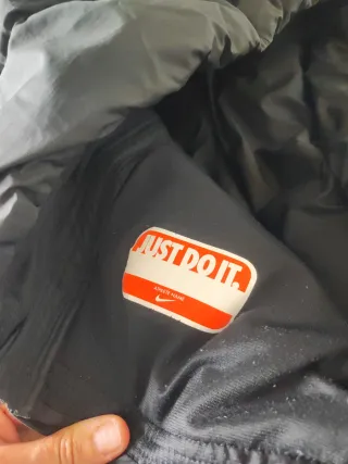 Plumífero Nike Negro Niño Talla XL