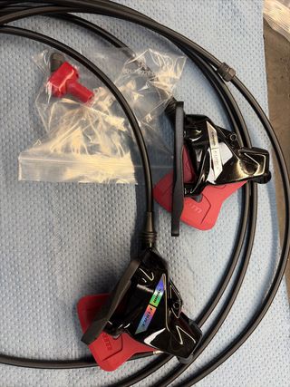 Pinze freno e tubi Sram Force AXS nuove