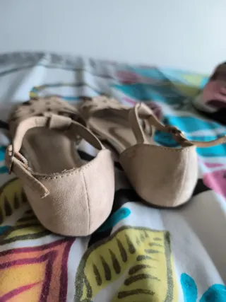 Sandalias niña T31 beige