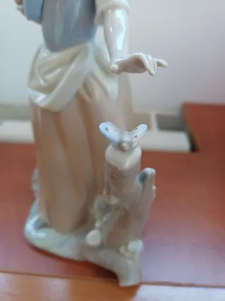 Figura Nao by Lladro Niña