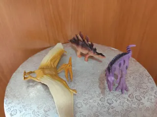 Lote de 3 dinosaurios de juguete