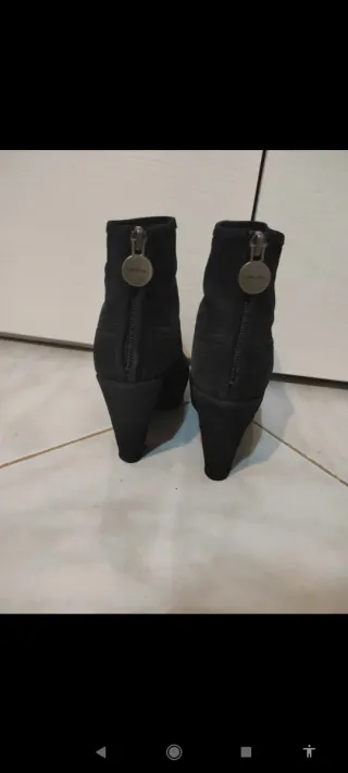 Stivaletti in camoscio neri ragazza