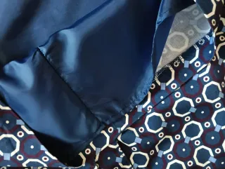 Falda corta, talla 44, azul marino