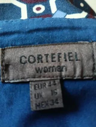 Falda corta, talla 44, azul marino