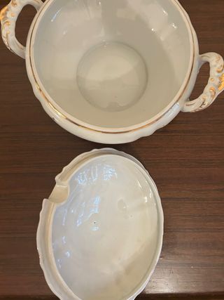 Sopera Santa Clara Vigo Cerámica Dorada