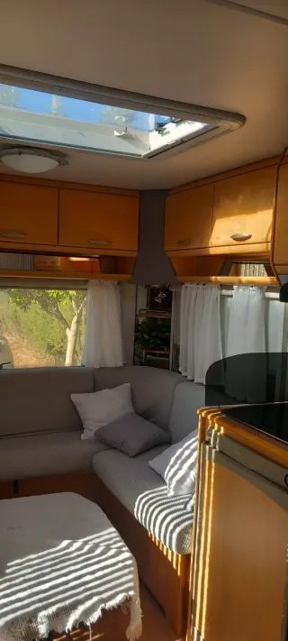 Caravana knaus sudwina -450 TF TUF  1050 Kilos