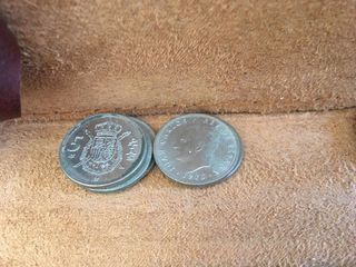 Lote de monedas antiguas y billetes