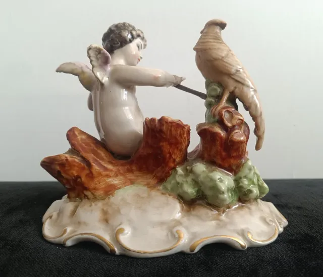 ANGEL QUERUBIN ESCULPIENDO - SALVADOR MALLOL