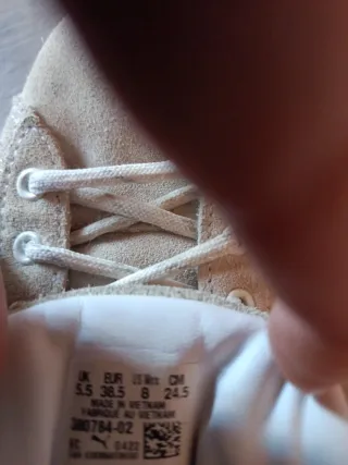 Zapatillas Puma Beige y Negro