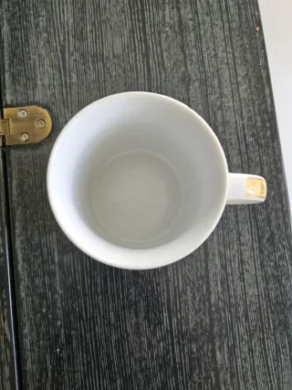 Tazza in porcellana stile egizio