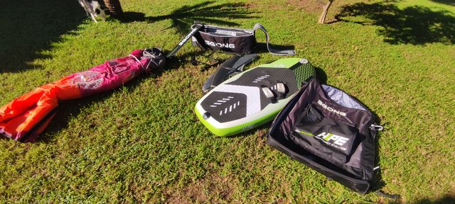 Wingfoil equipo para iniciación y progreso.