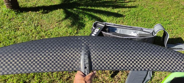 Wingfoil equipo para iniciación y progreso.