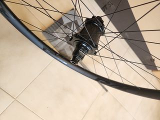 [nueva] Rueda trasera de 29" Race Face Turbine R