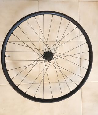 [nueva] Rueda trasera de 29" Race Face Turbine R
