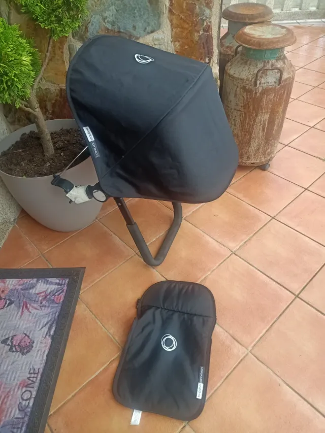 Capota y cubrepies Bugaboo Camaleon