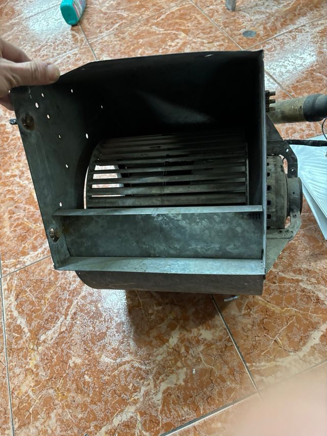 Extractor de aire industrial