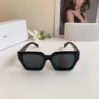Occhiali da sole Prada neri