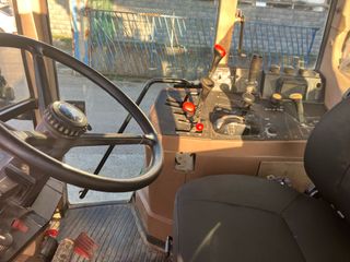 Tractor John Deere 6100