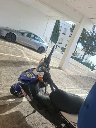 Moto Scooter Yamaha Aerox años 2006....