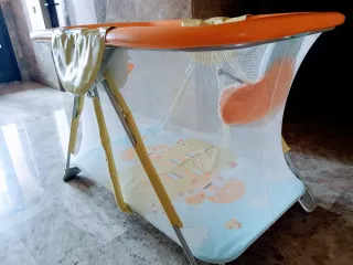 Parque infantil bebé