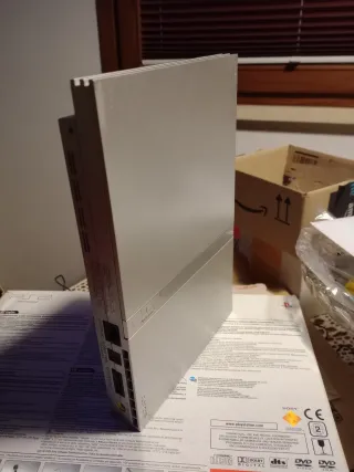 PlayStation 2 Slim Argento