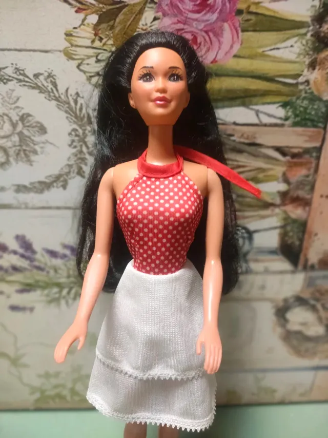 vestido rojo lunares y blanco para Barbie