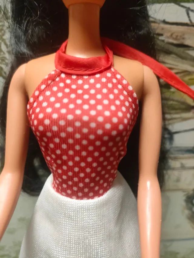 vestido rojo lunares y blanco para Barbie