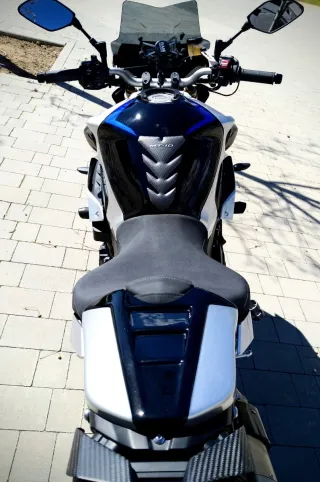 Yamaha MT-10 SP muy mimada y con muchos extras