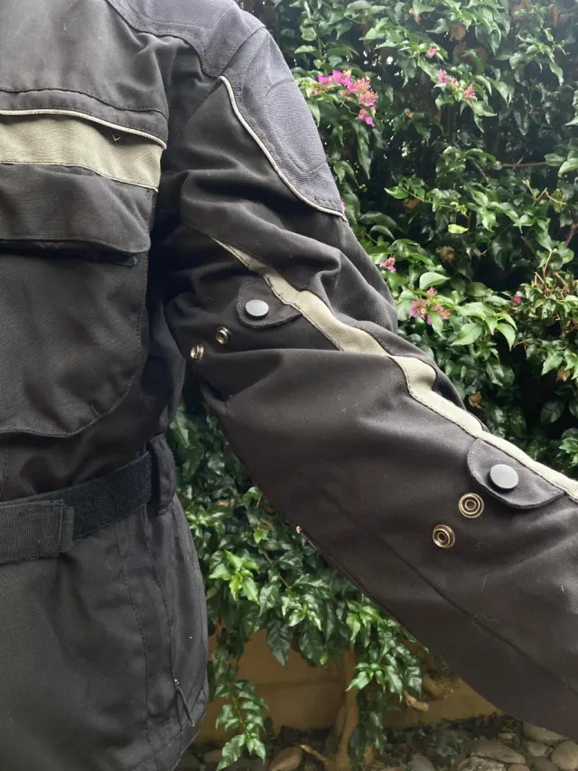 Chaqueta moto con protecciones Talla L