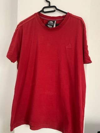 lote de 4 pantalones y 4 camisetas marca reventa